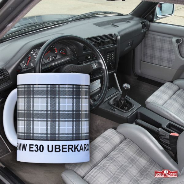 BMW interior - material Uberkaro