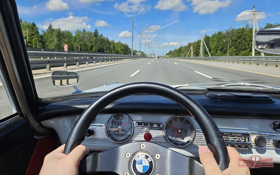 <p>Тест драйв BMW 700 из Москвы до Moscow Raceway и обратно.</p>
