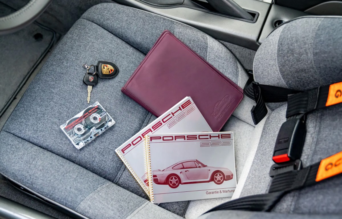 1988 Porsche 959 Sport