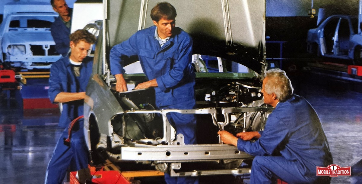 <p>Фотографии с производства Mercedes-Benz E-Class W124</p>
